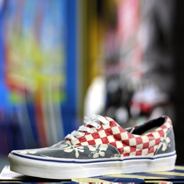 FOOTWEAR